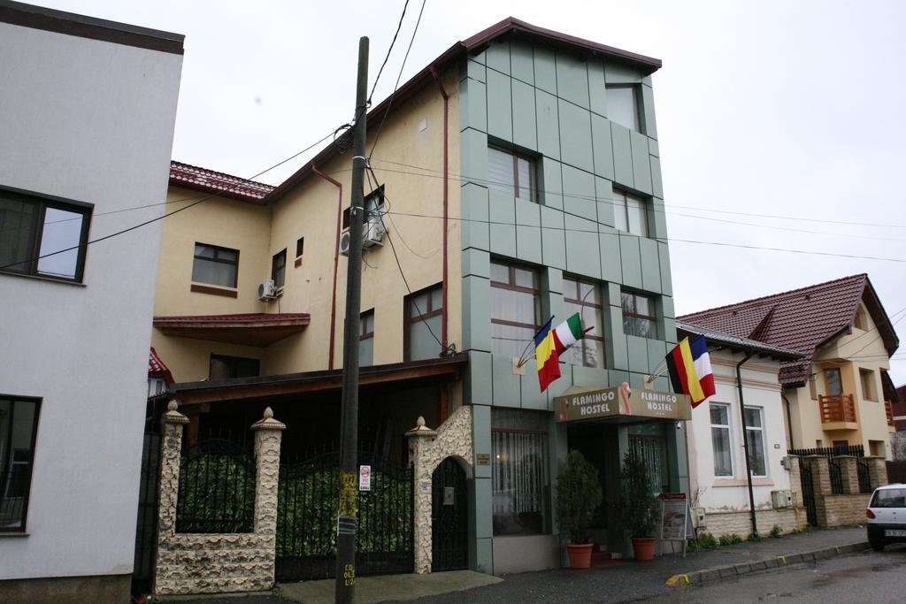 Flamingo Hotel Piteşti Exterior foto