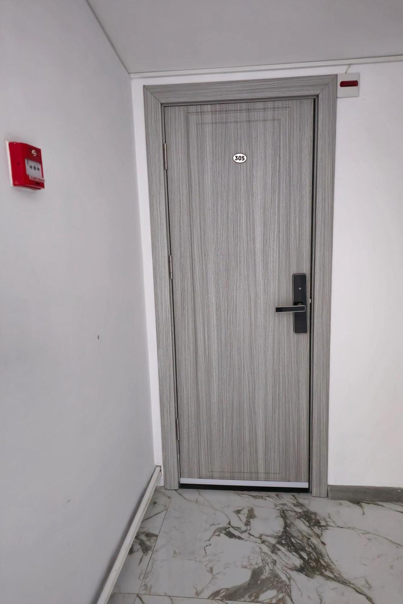 Flamingo Hotel Piteşti Exterior foto